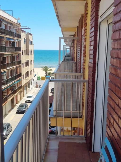 Lovely Three-Bedroom Apartment In Puerto De Sagunt Sagunto Dış mekan fotoğraf