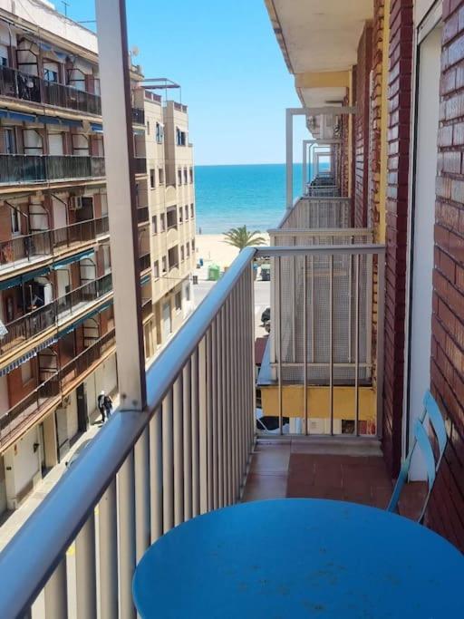 Lovely Three-Bedroom Apartment In Puerto De Sagunt Sagunto Dış mekan fotoğraf